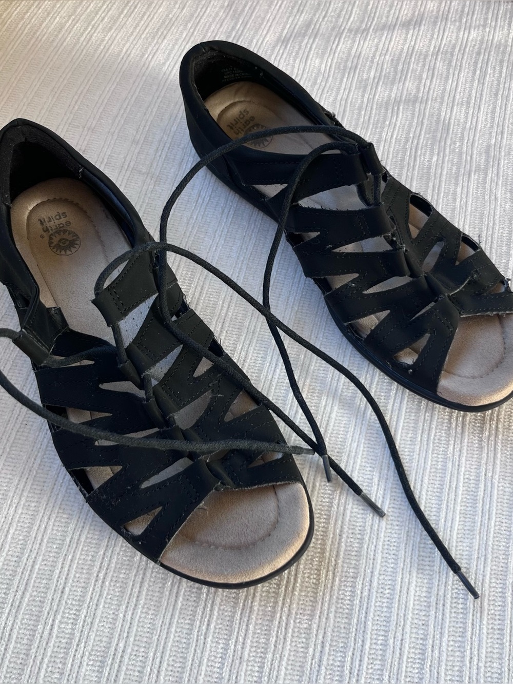 Earth Spirit Womens Sandals
Size 11 Black Gladiator Flats
Shoes Strappy Lace Up